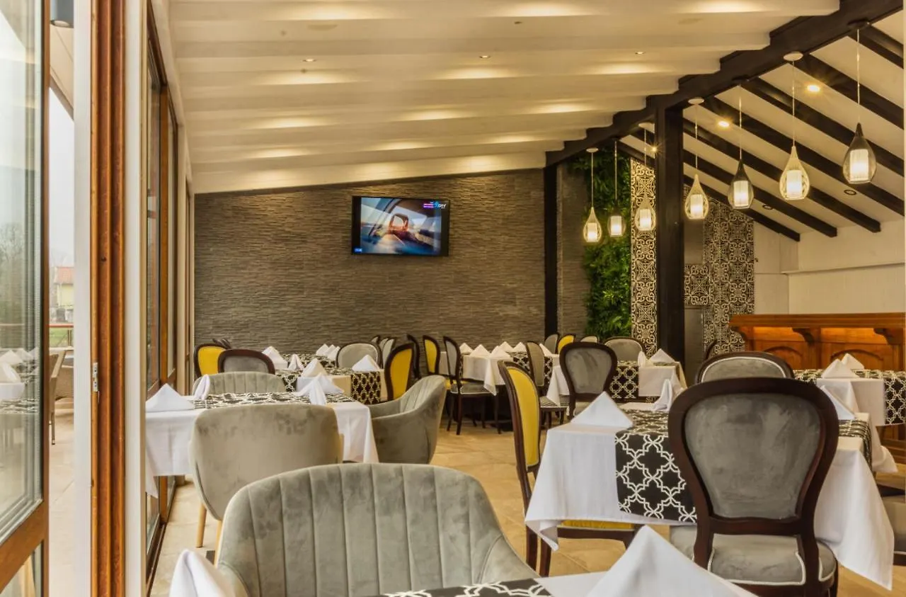 Vemara City Boutique Hotel-Free Parking Varna