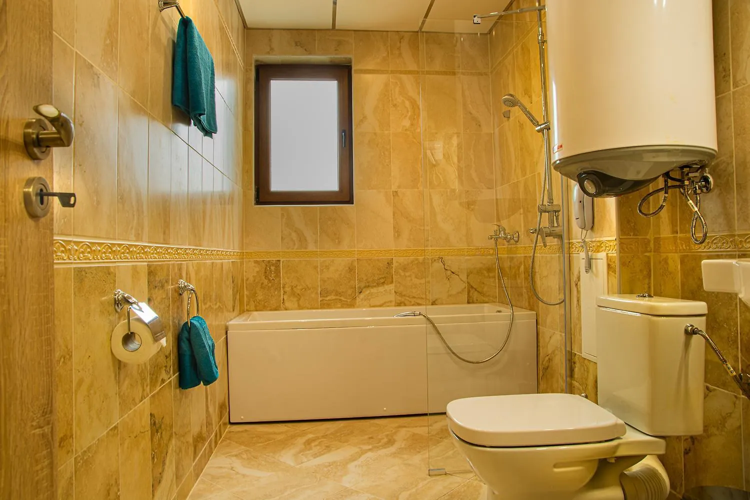 Vemara City Boutique Hotel-Free Parking Varna 3*,