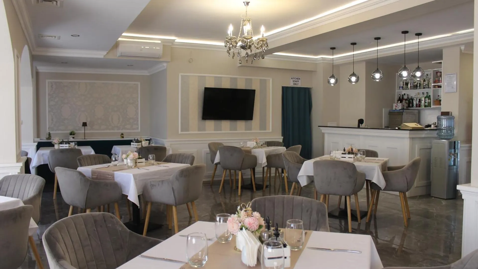 Vemara City Boutique Hotel-Free Parking Varna