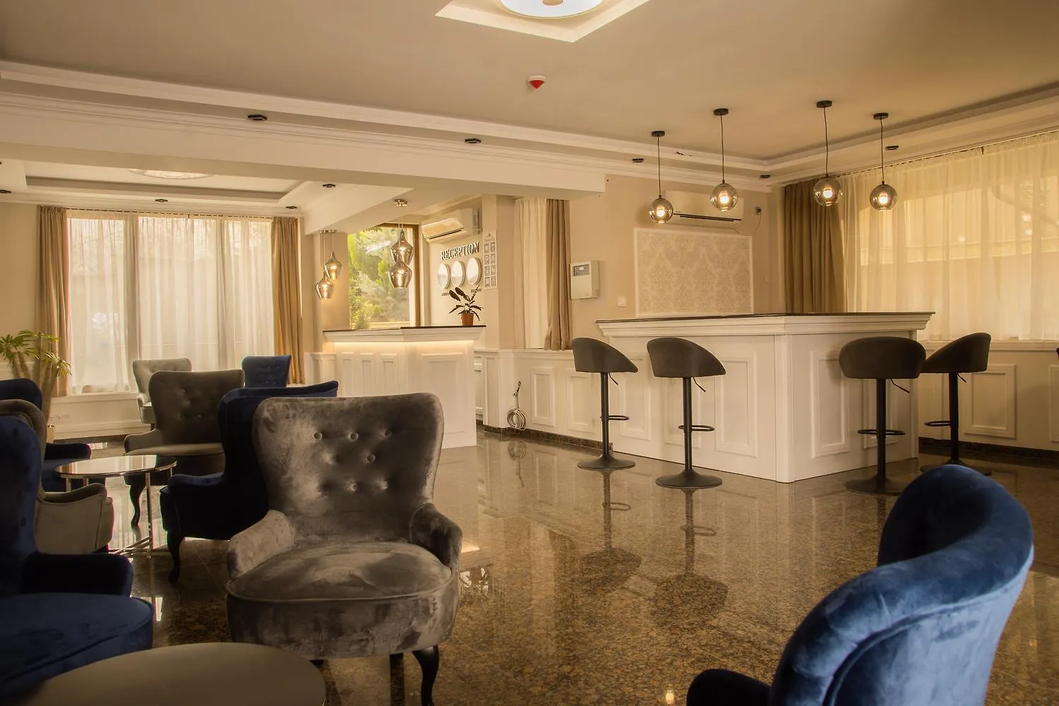 Vemara City Boutique Hotel-Free Parking Varna
