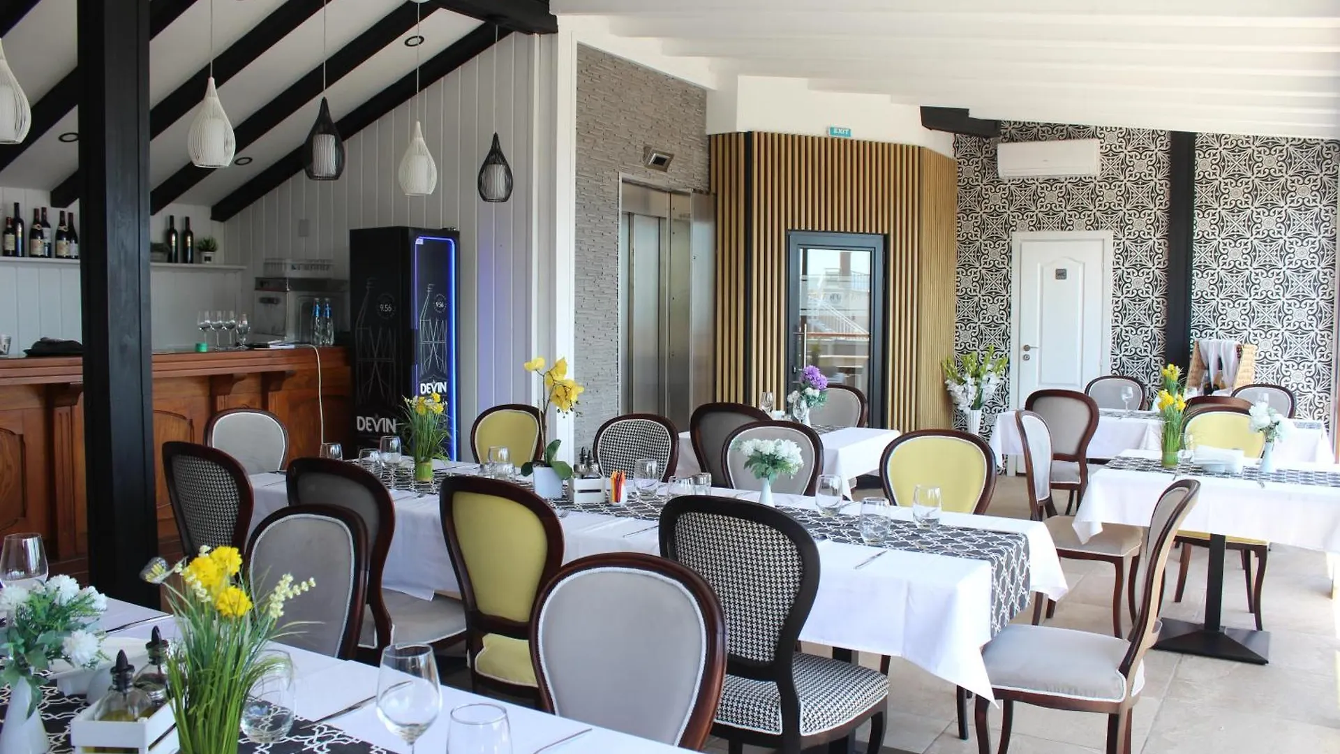 Vemara City Boutique Hotel-Free Parking Varna Hotel